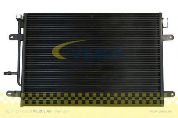 Радиатор кондиционера VEMO V15-62-1035