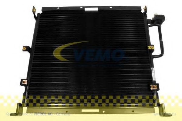 Радиатор кондиционера VEMO V20-62-1006
