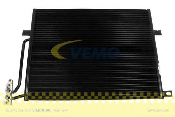 Радиатор кондиционера VEMO V20-62-1007