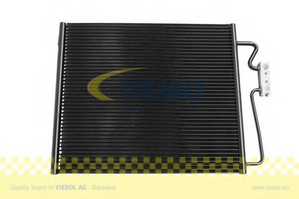 Радиатор кондиционера VEMO V20-62-1012