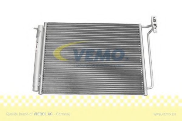 Радиатор кондиционера VEMO V20-62-1015
