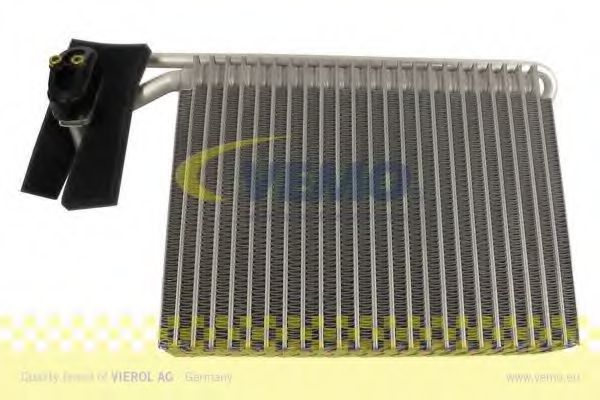 Испаритель кондиционера VEMO V20-65-0008