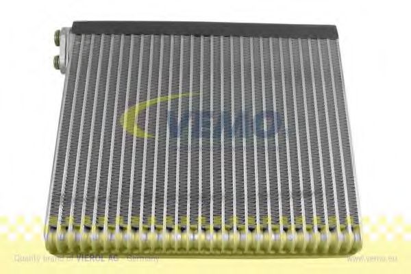 Испаритель кондиционера VEMO V20-65-0017
