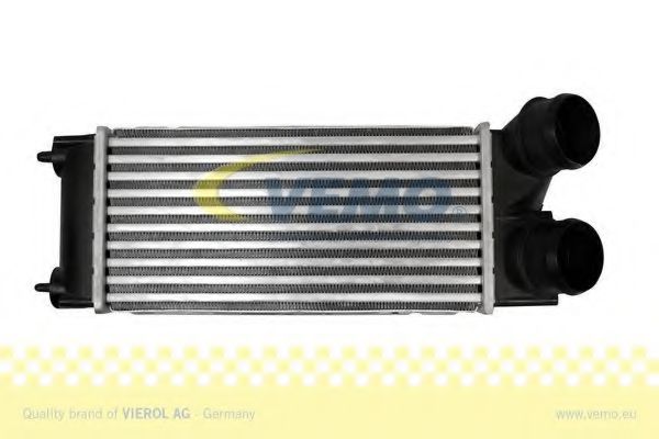 Интеркулер VEMO V22-60-0015
