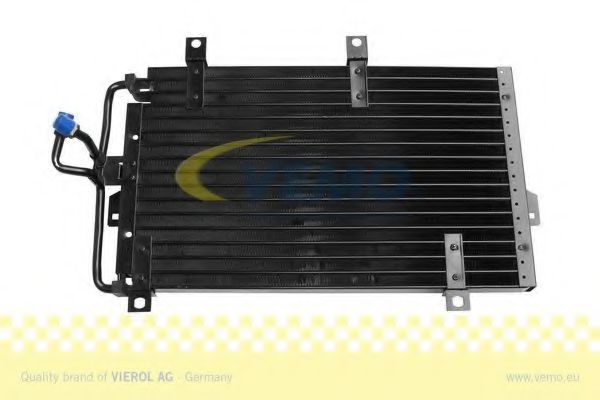 Радиатор кондиционера vemo V24-62-0007