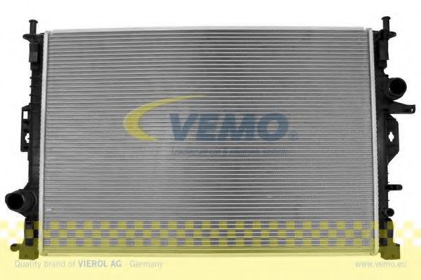 Радиатор охлаждения двигателя VEMO V25-60-0023