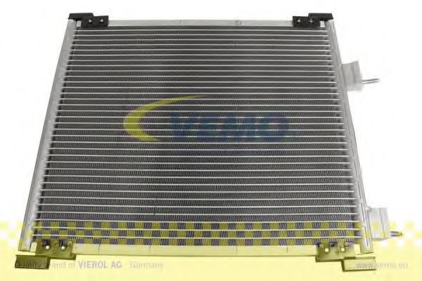 Радиатор кондиционера VEMO V25-62-0005