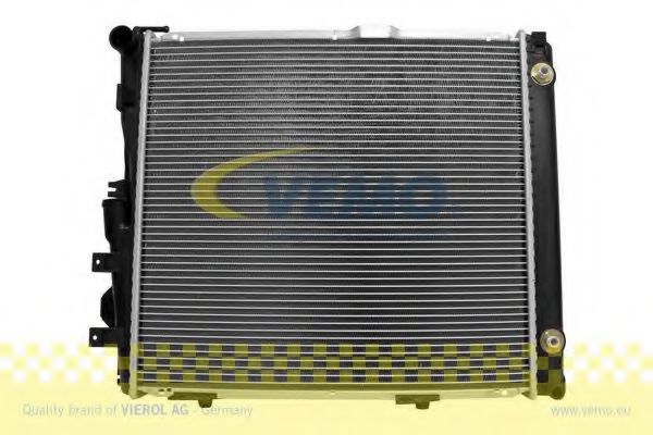 Радиатор охлаждения двигателя VEMO V30-60-1276