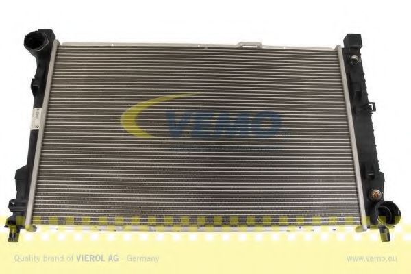 Радиатор охлаждения двигателя VEMO V30-60-1277