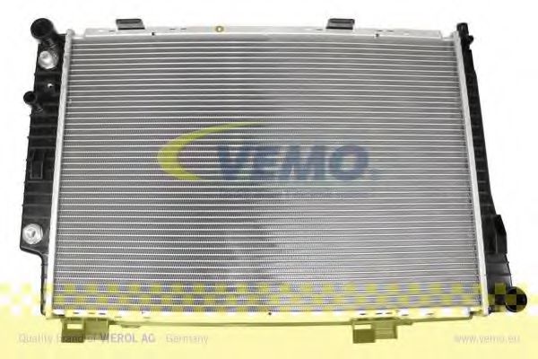 Радиатор охлаждения двигателя VEMO V30-60-1284
