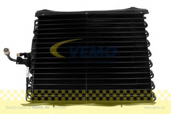 Радиатор кондиционера VEMO V30-62-1003