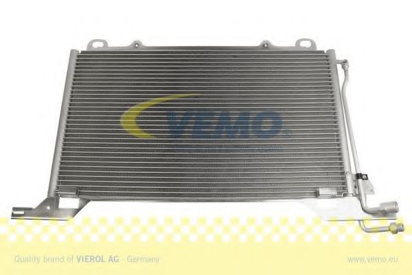 Радиатор кондиционера VEMO V30-62-1026