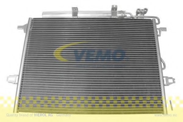 Радиатор кондиционера VEMO V30-62-1027