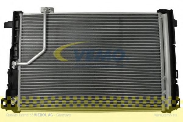 Радиатор кондиционера VEMO V30-62-1038