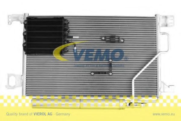 Радиатор кондиционера VEMO V30-62-1045
