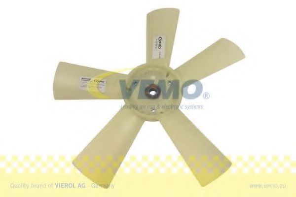 Крыльчатка вентилятора охлаждения двигателя VEMO V30-90-1652