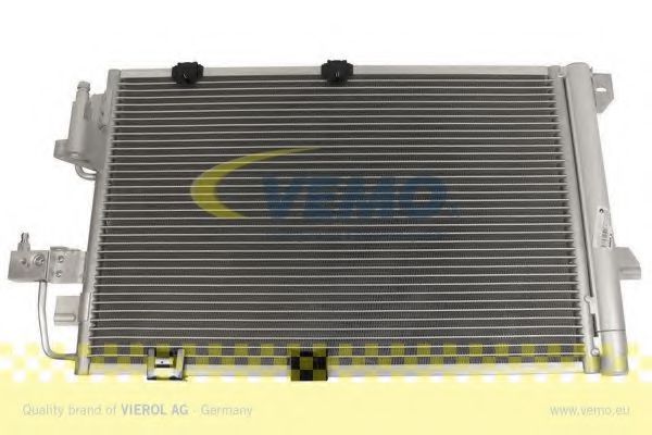 Радиатор кондиционера VEMO V40-62-0004