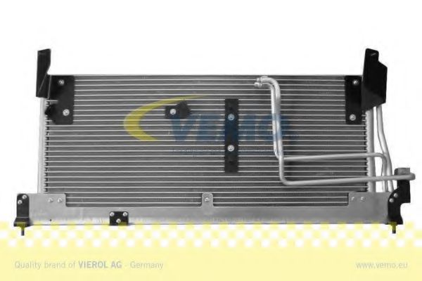 Радиатор кондиционера VEMO V40-62-0005