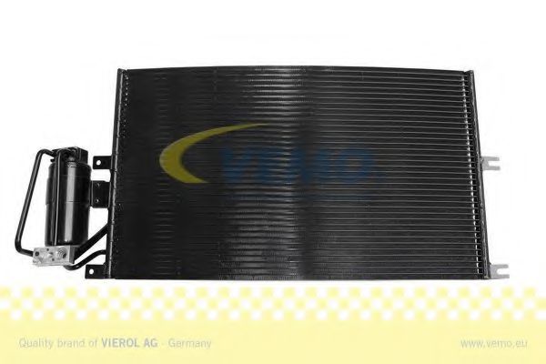 Радиатор кондиционера VEMO V40-62-0008