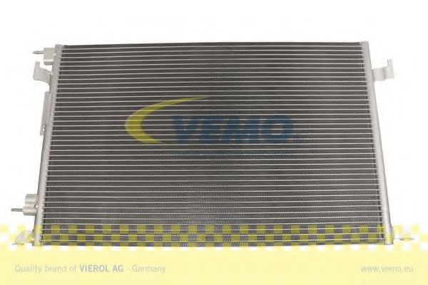 Радиатор кондиционера VEMO V40-62-0011