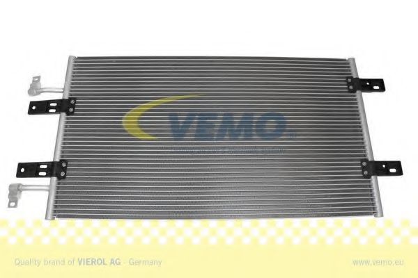 Радиатор кондиционера VEMO V40-62-0064