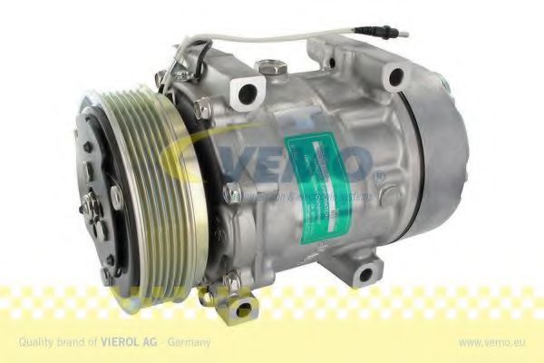 Компрессор кондиционера VEMO V46-15-0023