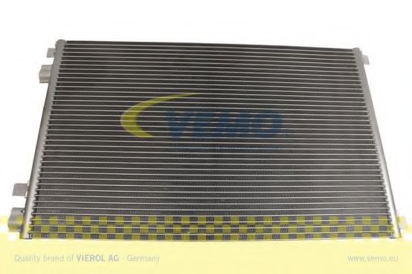 Радиатор кондиционера VEMO V46-62-0004