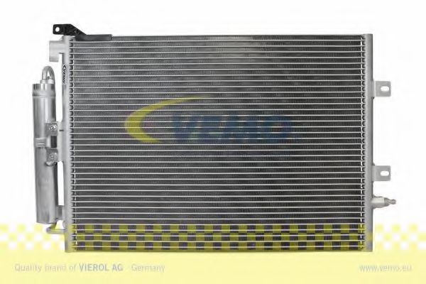 Радиатор кондиционера VEMO V46-62-0024