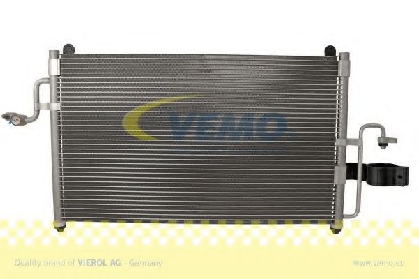 Радиатор кондиционера VEMO V51-62-0001