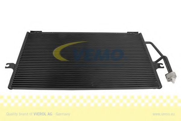 Радиатор кондиционера VEMO V95-62-0010