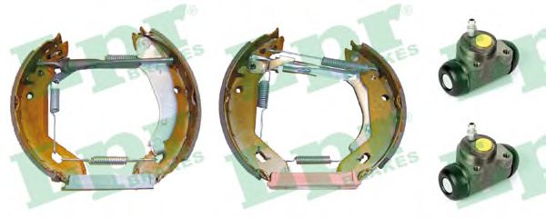 Тормозные колодки барабанные LPR OEK215