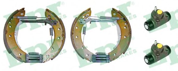 Тормозные колодки барабанные LPR OEK221
