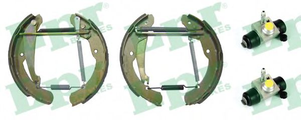 Тормозные колодки барабанные LPR OEK419