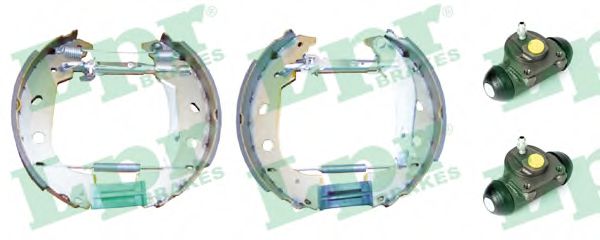 Тормозные колодки барабанные LPR OEK421