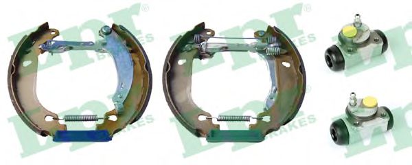 Тормозные колодки барабанные LPR OEK495