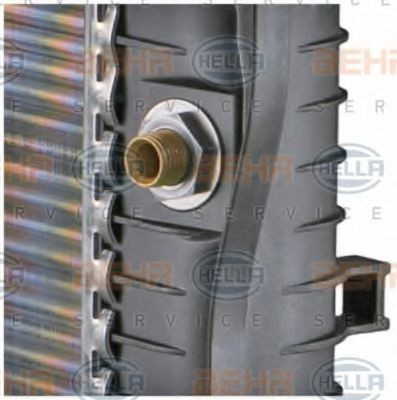 Радиатор охлаждения двигателя BEHR/HELLA 8MK 376 711-524 Радиатор охлаждения двигателя BEHR/HELLA 8MK 376 711-524