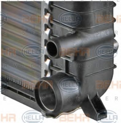 Радиатор охлаждения двигателя BEHR/HELLA 8MK 376 712-581 Радиатор охлаждения двигателя BEHR/HELLA 8MK 376 712-581