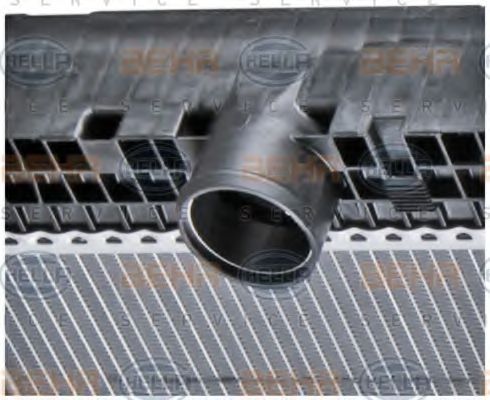 Радиатор охлаждения двигателя BEHR/HELLA 8MK 376 721-231 Радиатор охлаждения двигателя BEHR/HELLA 8MK 376 721-231