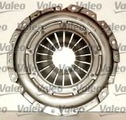 Комплект сцепления VALEO 821062 Комплект сцепления VALEO 821062