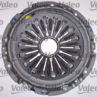 Комплект сцепления VALEO 821325 Комплект сцепления VALEO 821325