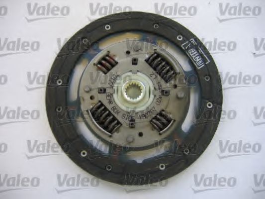 Комплект сцепления VALEO 826044 Комплект сцепления VALEO 826044
