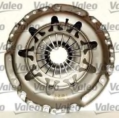 Комплект сцепления VALEO 834040 Комплект сцепления VALEO 834040