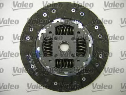 Комплект сцепления VALEO 826775 Комплект сцепления VALEO 826775