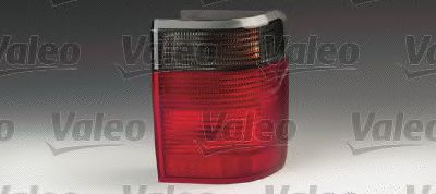 Задний фонарь LAND ROVER XFB101720