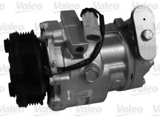 Компрессор кондиционера VALEO 699900