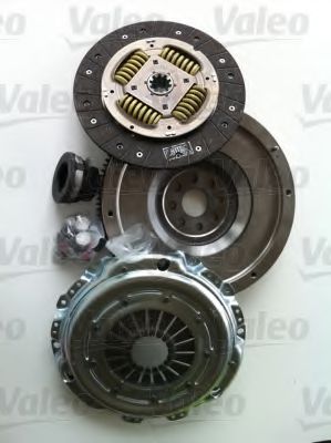 Комплект сцепления VALEO 835004 Комплект сцепления VALEO 835004