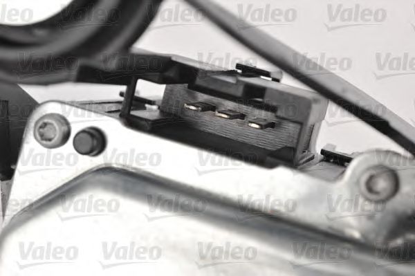 Двигатель стеклоочистителя VALEO 404704