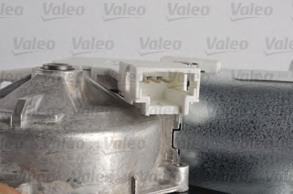 Двигатель стеклоочистителя VALEO 579704
