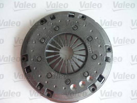 Комплект сцепления VALEO 826551 Комплект сцепления VALEO 826551