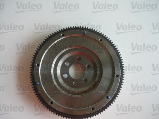 Комплект сцепления VALEO 826551 Комплект сцепления VALEO 826551